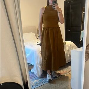 Elegant Brown Sleeveless Dress